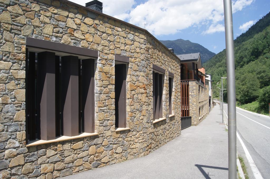 Apartaments Els Esquiadors Ллортс Экстерьер фото